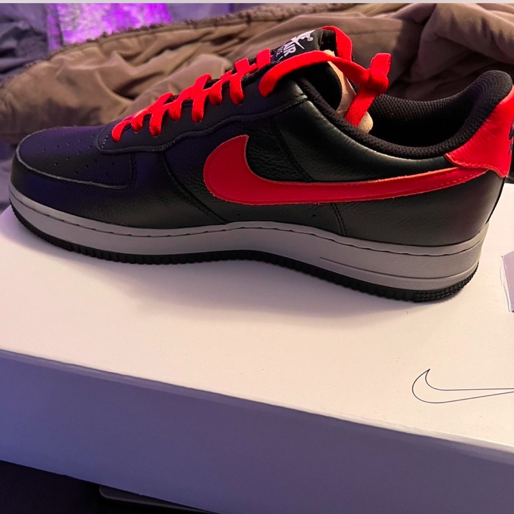NWT +box men’s custom jordan 1s